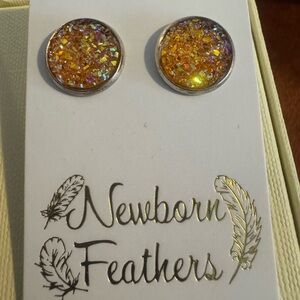 Newborn Feathers Gold Stud Earrings